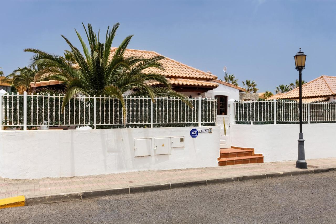 Villa Relax Deluxe Private Pool Corralejo By Holidays Home Dış mekan fotoğraf
