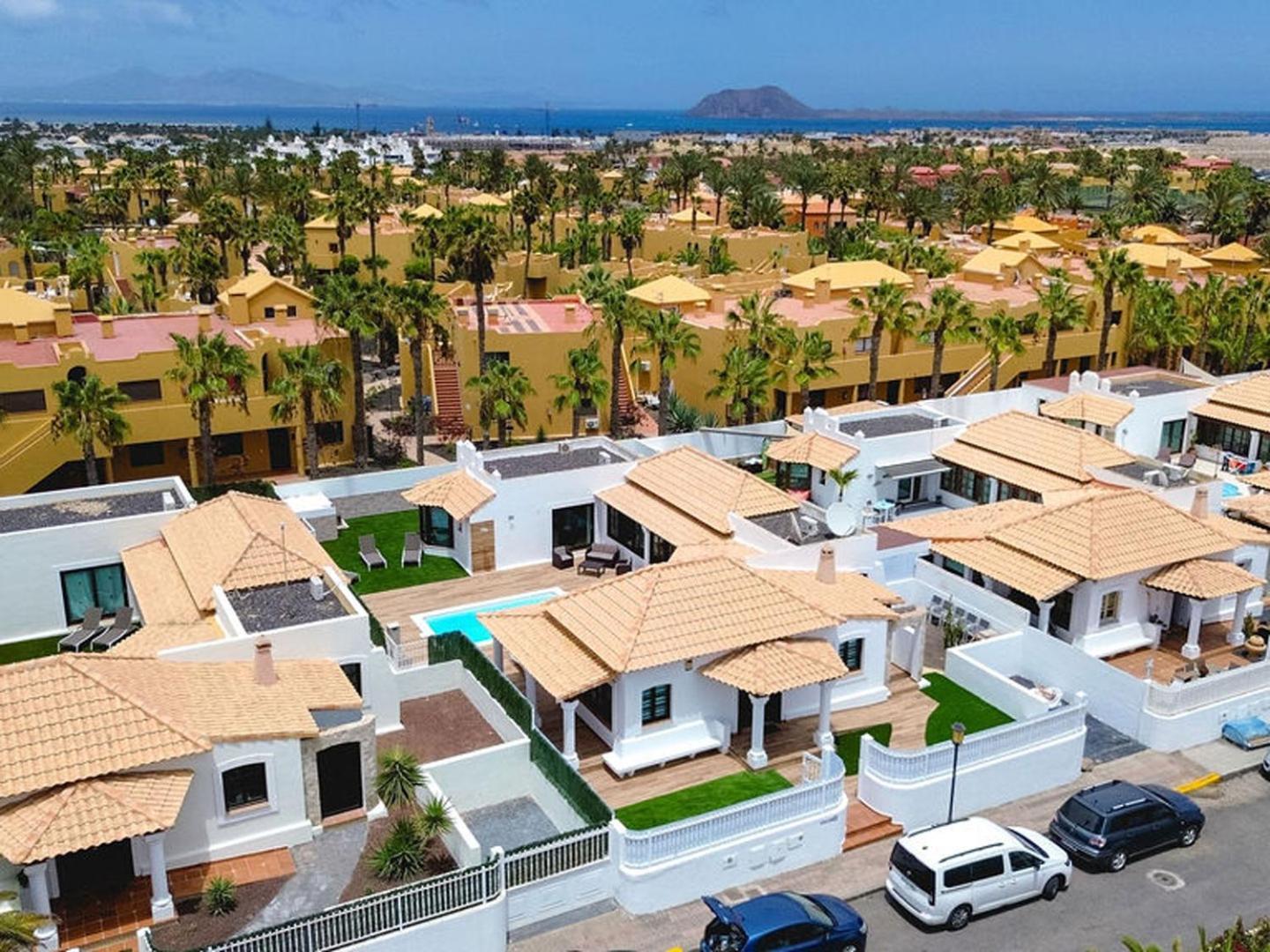 Villa Relax Deluxe Private Pool Corralejo By Holidays Home Dış mekan fotoğraf
